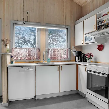 Stunning In Sydals With Sauna Feriehus *